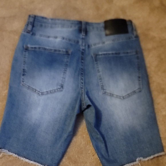 Premiere Denim by rue21 Light Blue Ripped Jean Shorts - Picture 4 of 4